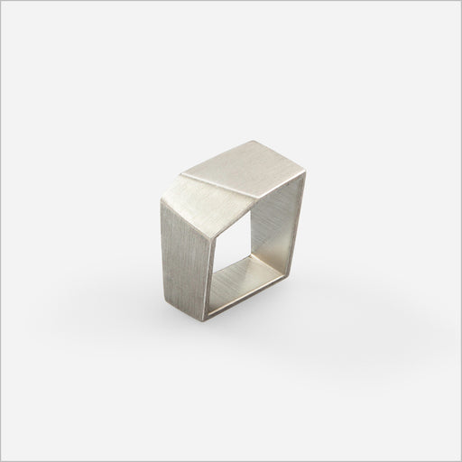 Anel Oblique Fino • Prata