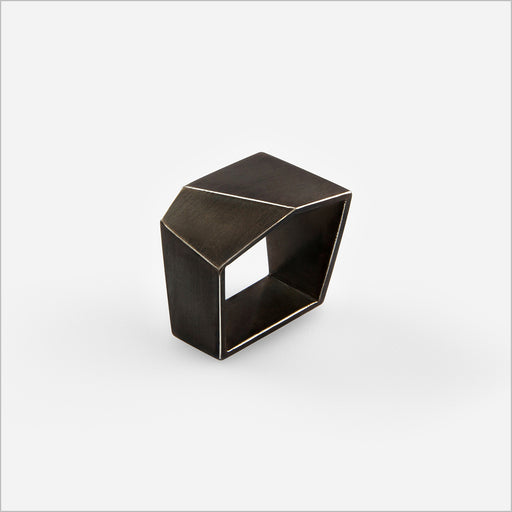 Anel Oblique Largo Black • Prata oxidada