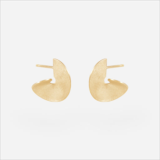 Brinco Leveza • Ouro amarelo 18K